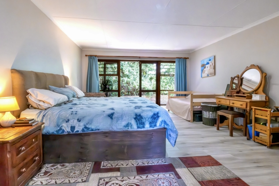 5 Bedroom Property for Sale in Fernridge Western Cape